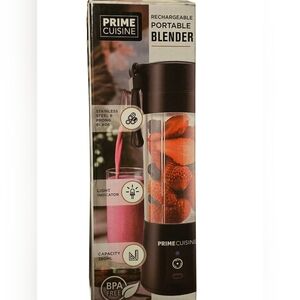 Portable Blender with Cleaning Brush, NWOT